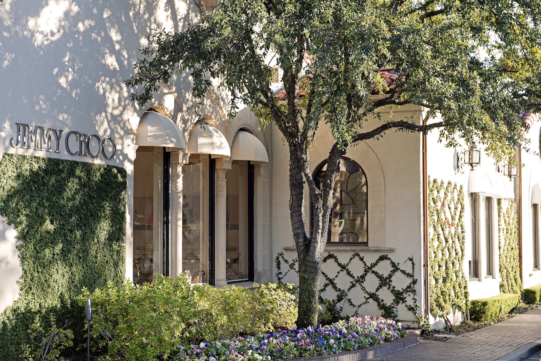 Highland Park Village - Shopping Centers - Dallas | D Magazine Directories